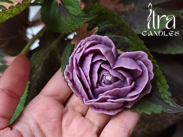 Heart Blossom Candle